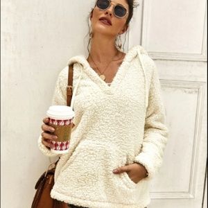 V-Neck Sherpa Hoodie in Ivory